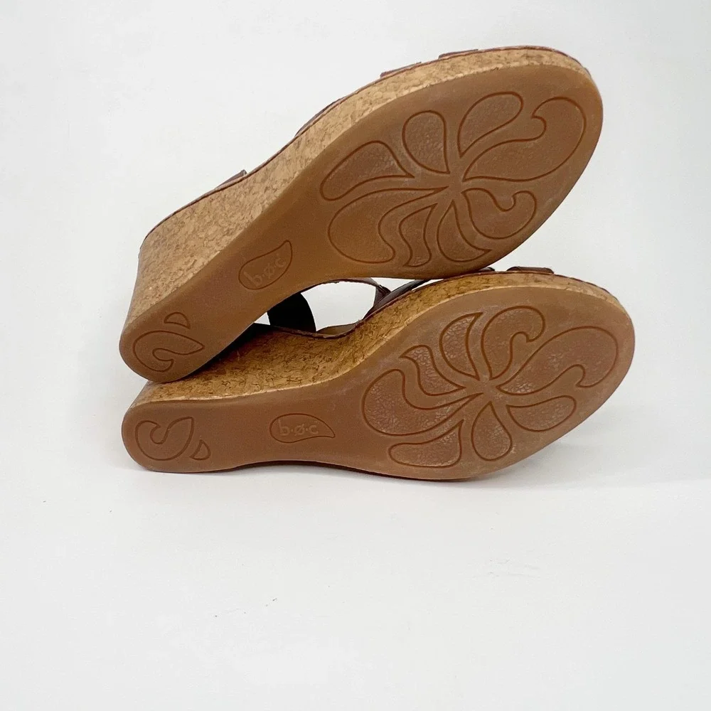 b.o.c.‎ Born Concept Brown Leather T-Strap Cork Wedge Sandals Comfort Strappy 10